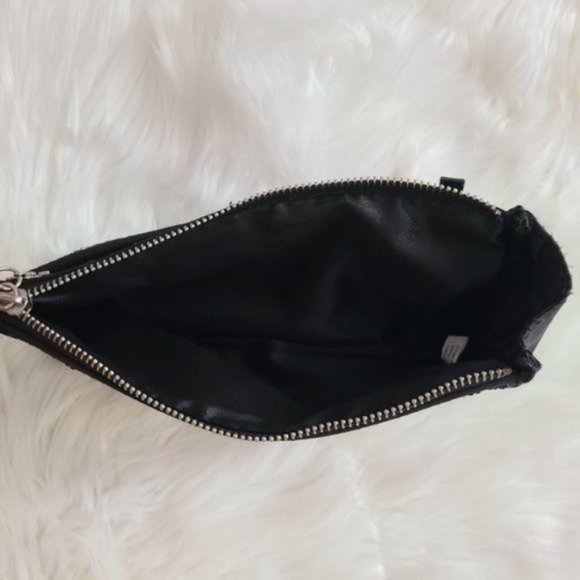 Victoria Secret Black and Silver Sequin Clutch Evening - Picture 5 of 9